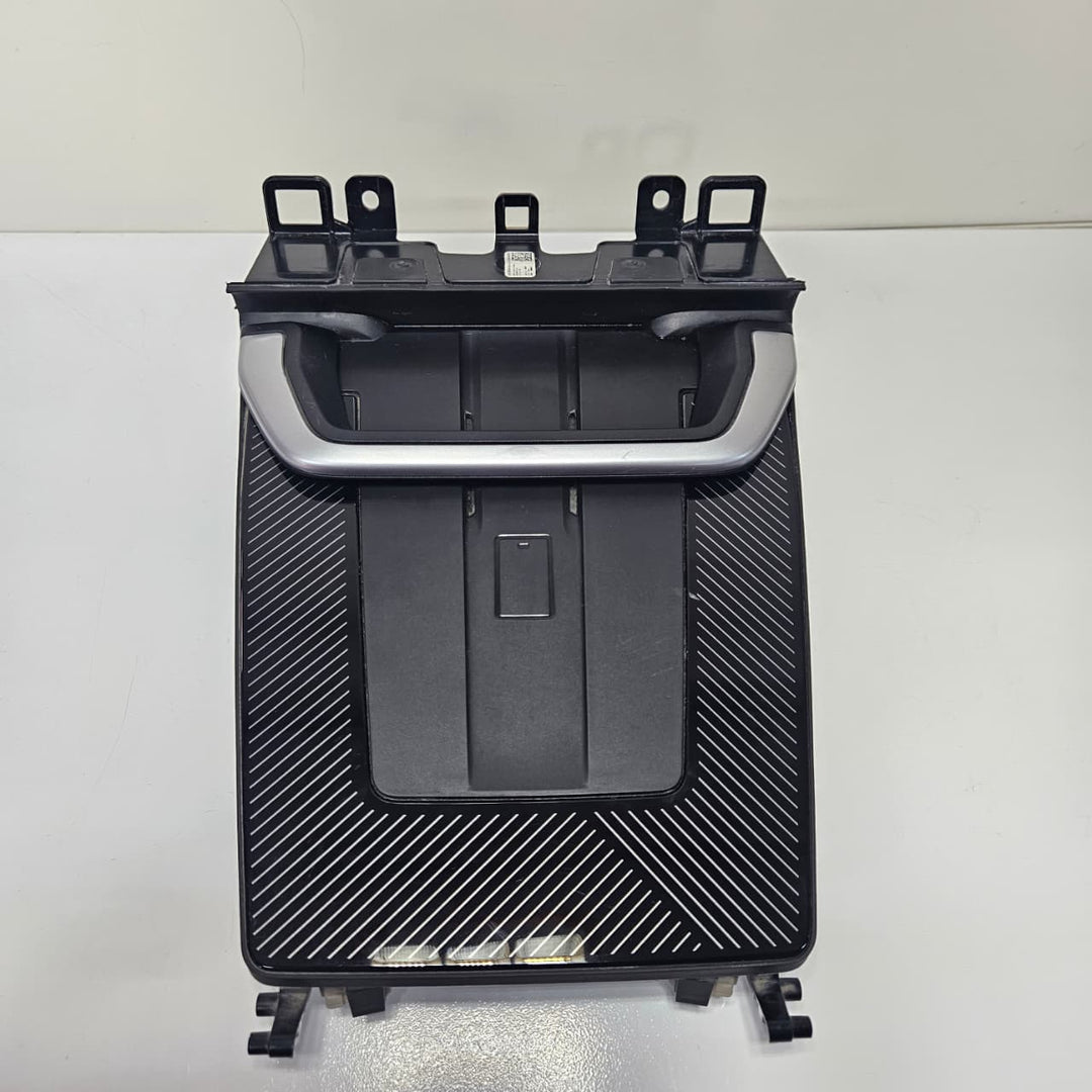 2022-2025 BMW X1 U11 Storage Compartment Trim Wireless Charger 5A22F51