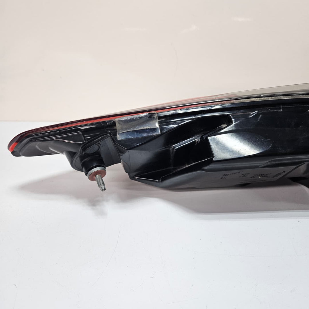 2020 BMW 4 Series G22, G23, G26, G82 Rear Light In The Side Panel 7477604