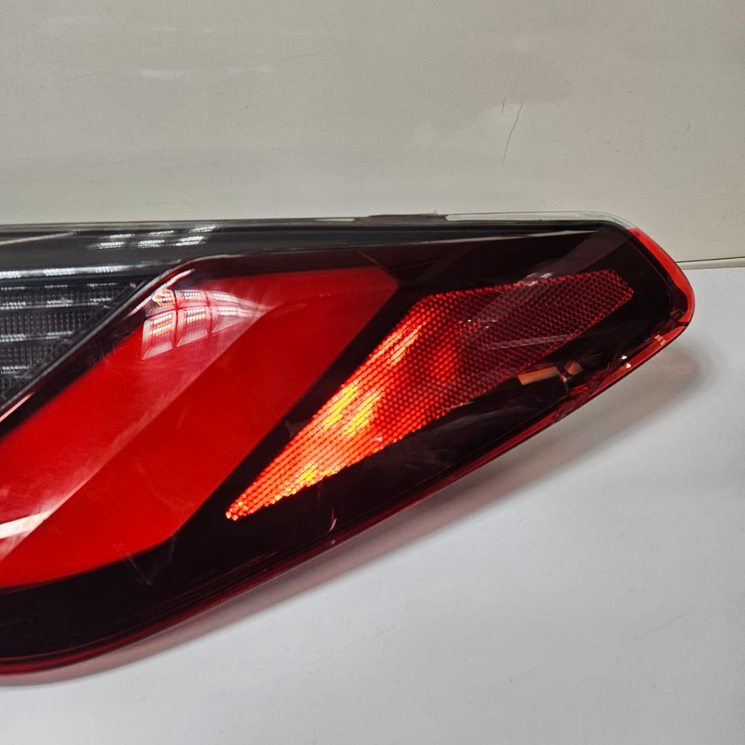 2020 BMW 4 Series G22, G23, G26, G82 Rear Light In The Side Panel 7477604