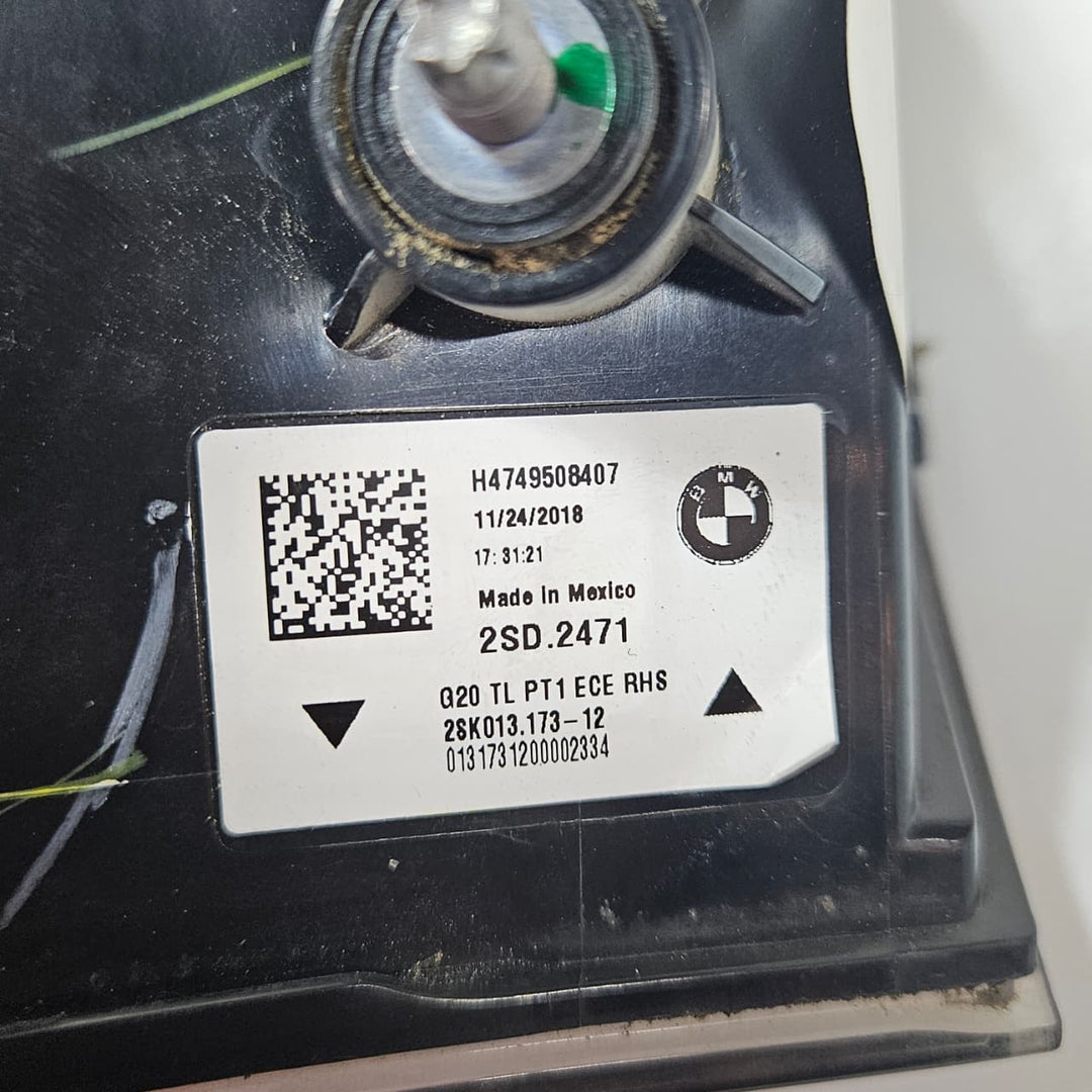 2020 BMW 3 Series G20 G21 320i Rear Taillight Right Side Outer 7495084