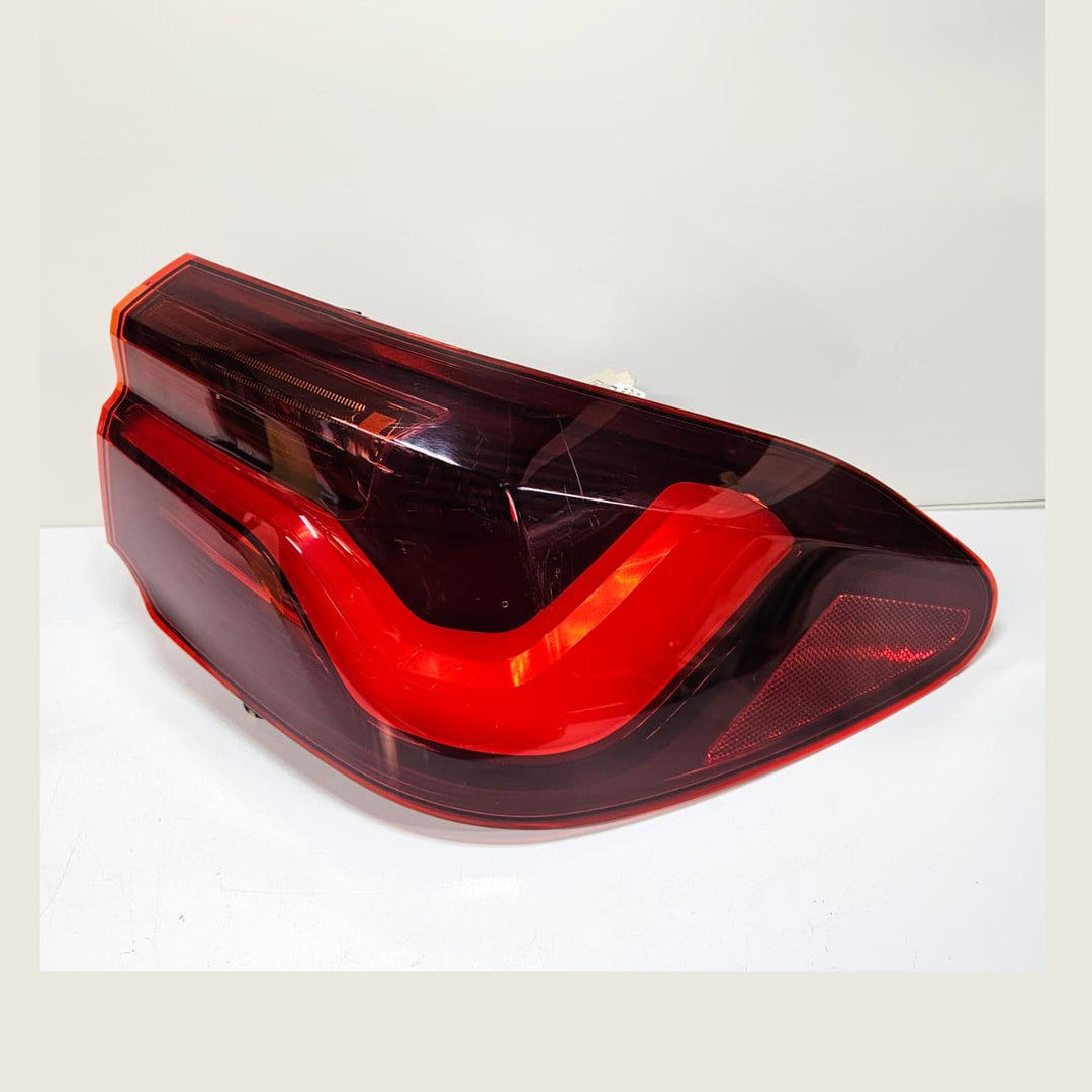 2018-2023 BMW X2 F39 xDrive RIGHT Tail Light F03688100