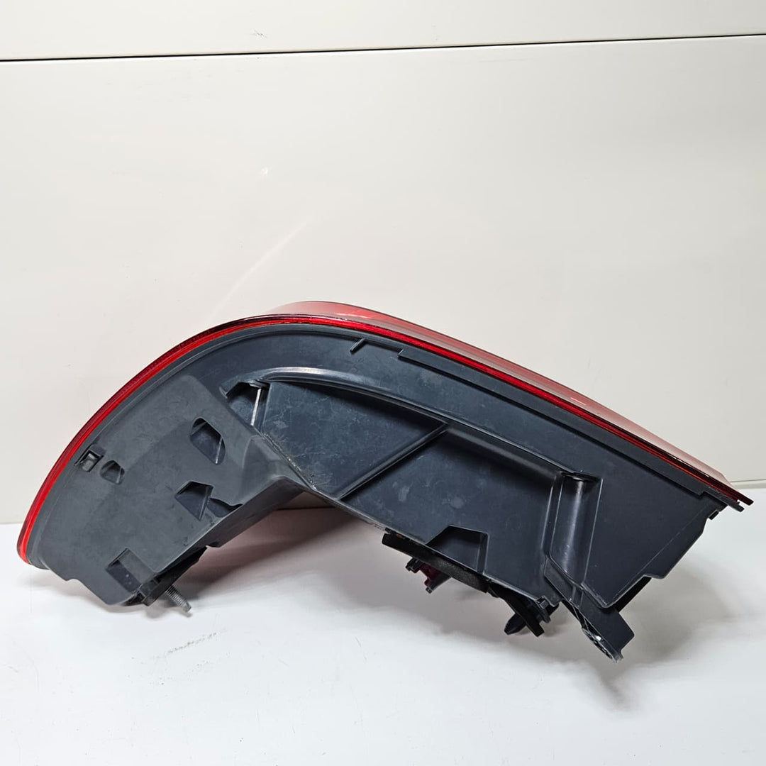 BMW 2016-2018 7-Series G11 G12 Taillight Left Side 7342963 USED