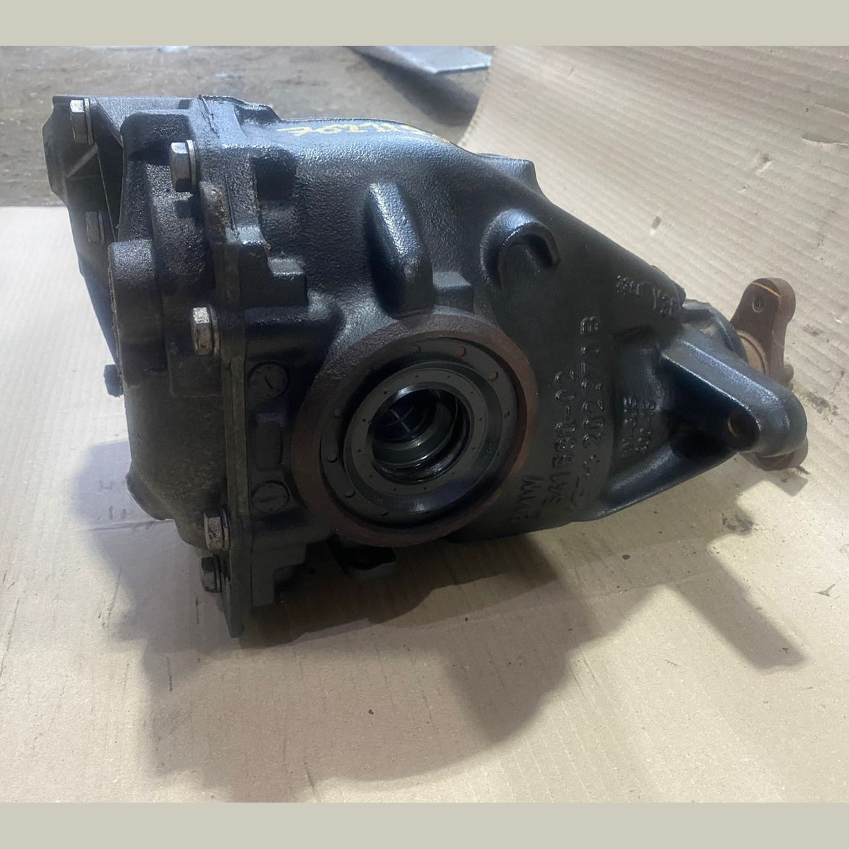 BMW X1 E84 Rear Axle Gear Differential 3.15 7611129 Used