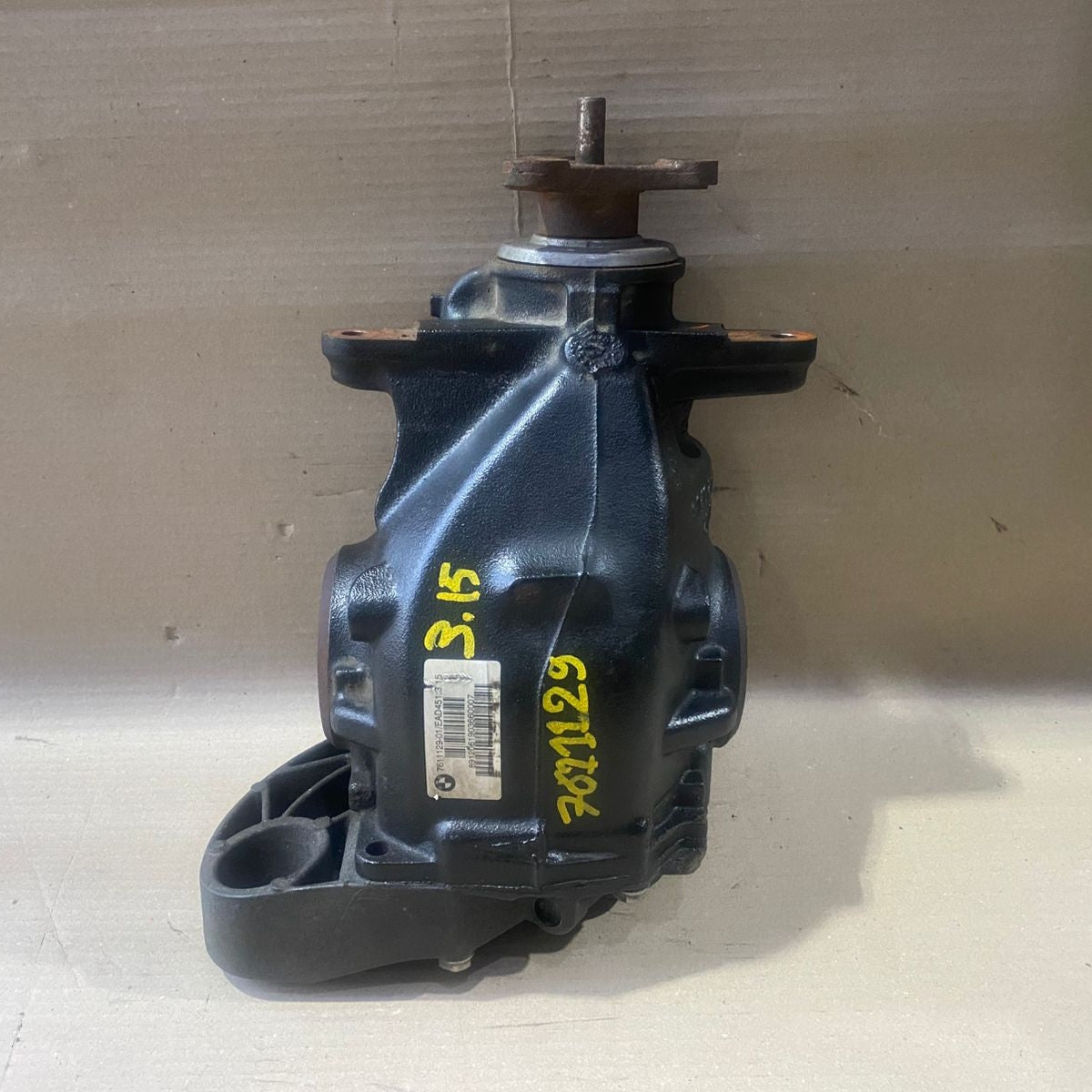 BMW X1 E84 Rear Axle Gear Differential 3.15 7611129 Used