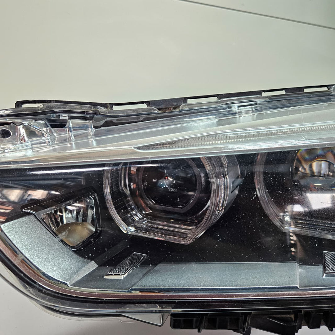 2015-2019 BMW X1 F48 Left Front Headlight 7472221 USED