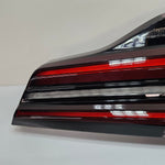 Bild in die Galerieansicht laden, 2020-2022 BMW X3 G01 F97 Tailgate Left Side Tail Light 9463051
