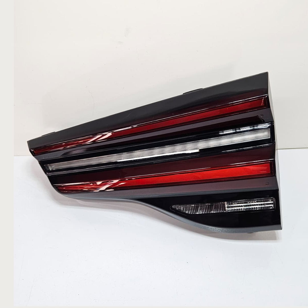 2022-2023 BMW X3 G01 LCI Rear Right Side Tail Light 9463052