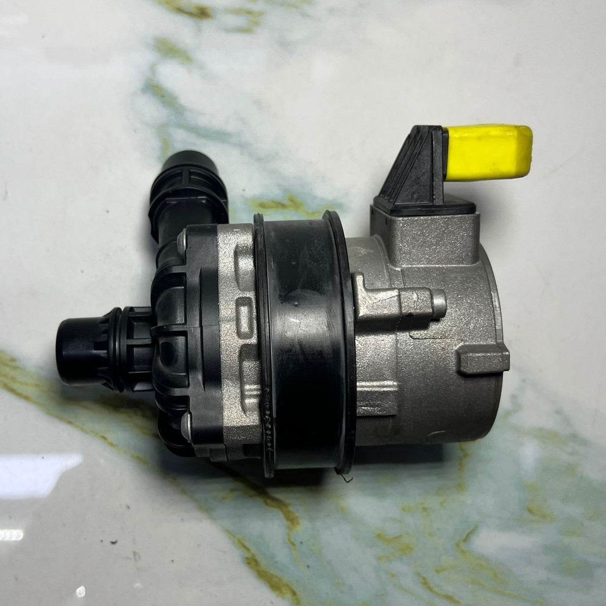 Mercedes-Benz W205 W177 W222 Water Pump Engine Cooling Coolant Pump A000 5003286