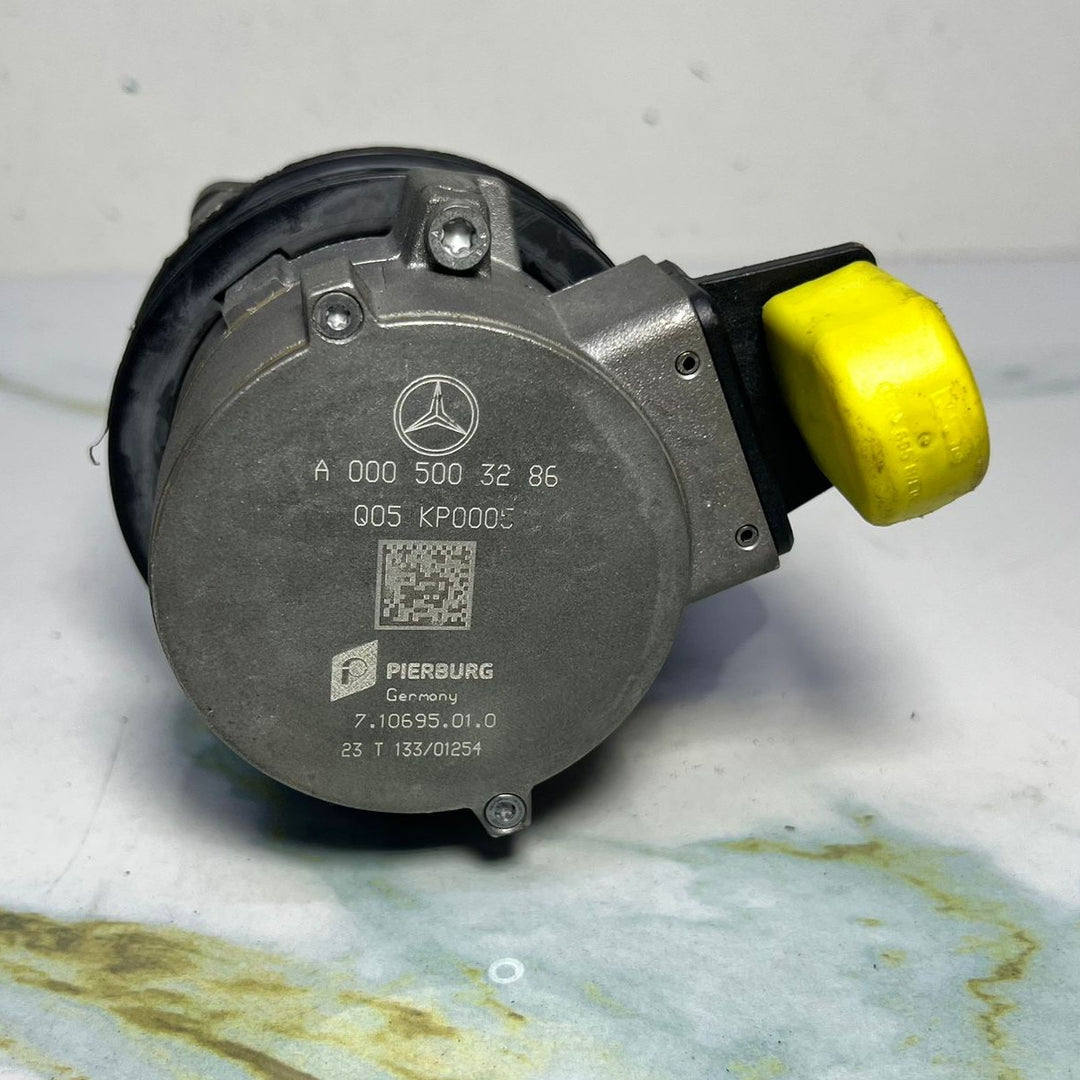 Mercedes-Benz W205 W177 W222 Water Pump Engine Cooling Coolant Pump A000 5003286