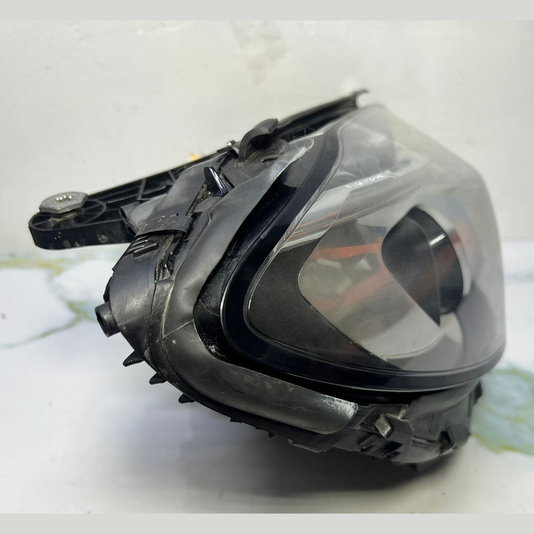 Mercedes W205 C-Class C300 Front Right Side Head light Headlamp A205 8201461 OEM