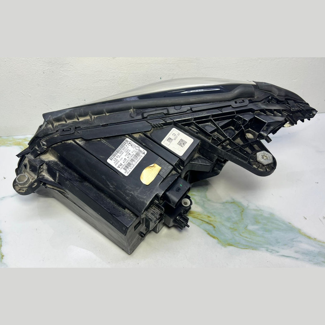 Mercedes W205 C-Class C300 Front Right Side Head light Headlamp A205 8201461 OEM
