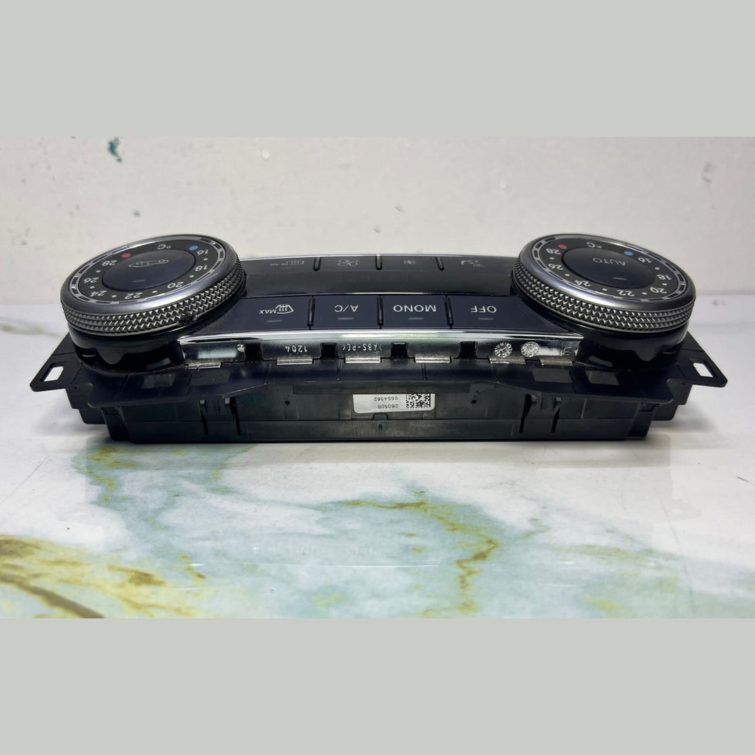 10-14 Mercedes W204 C-Class AC Climate Heater Control Panel Switch A204 8300590