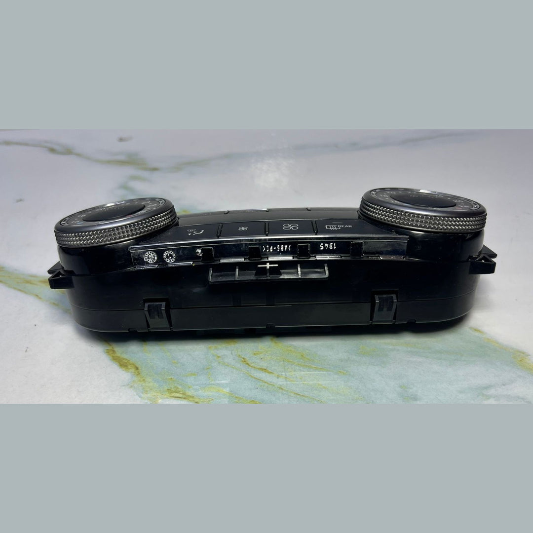 10-14 Mercedes W204 C-Class AC Climate Heater Control Panel Switch A204 8300590