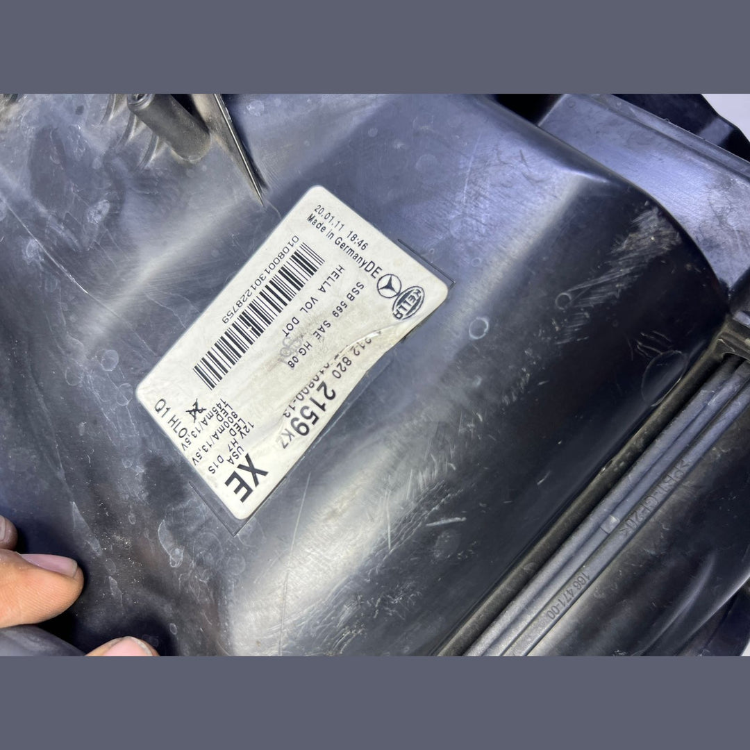 10-11 Mercedes W212 E-Class Front Left Side Head light Headlamp Xenon A212 8202159