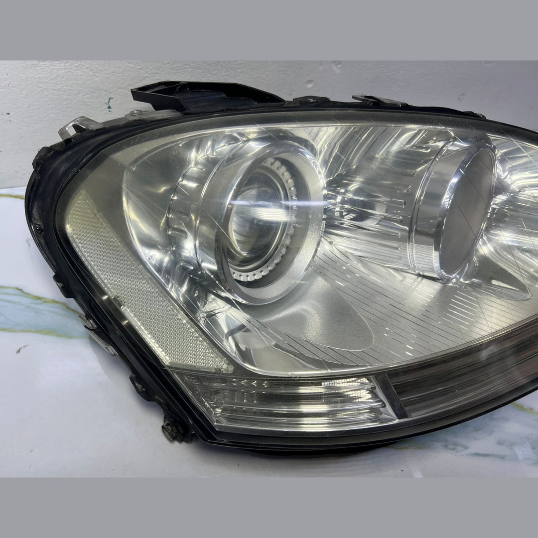 05-07 Mercedes W164 ML 350 Front Right Side Head light Headlamp A164 8205661 OEM