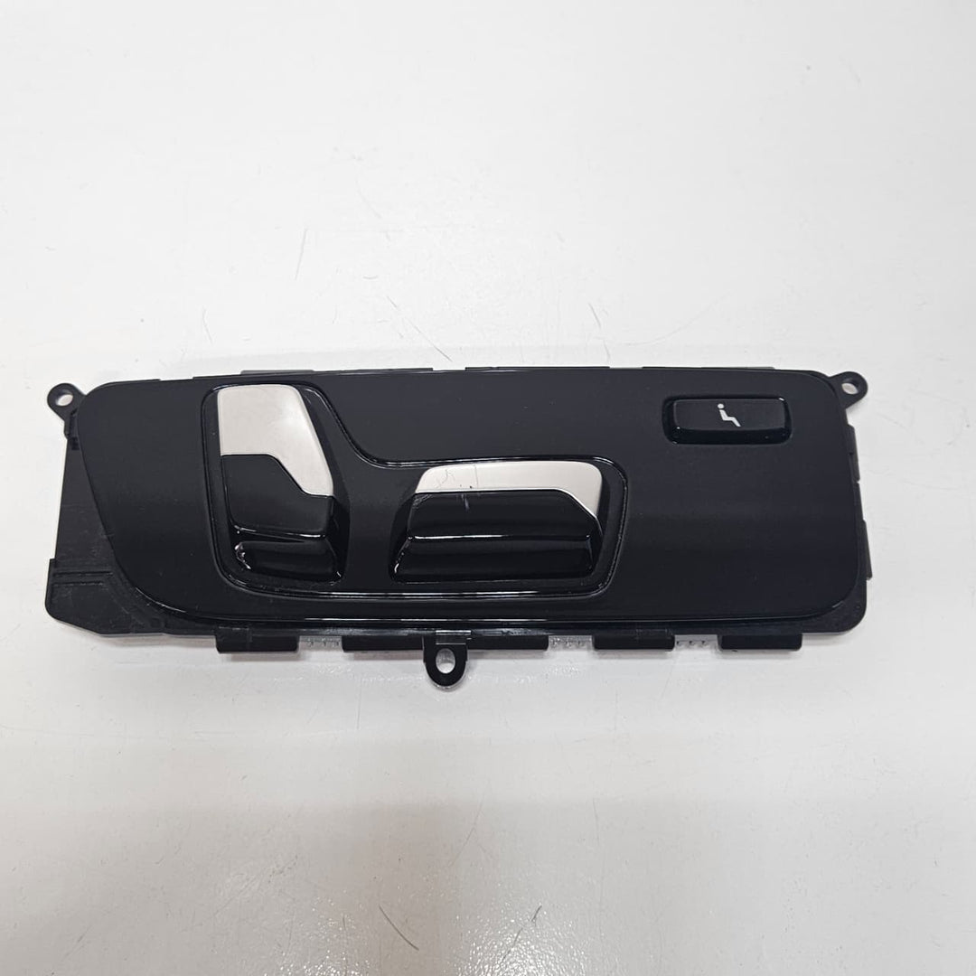 2019-2025 BMW X5 X7 G05 G07 Seat Control Switch 9861514 Rear Right USED