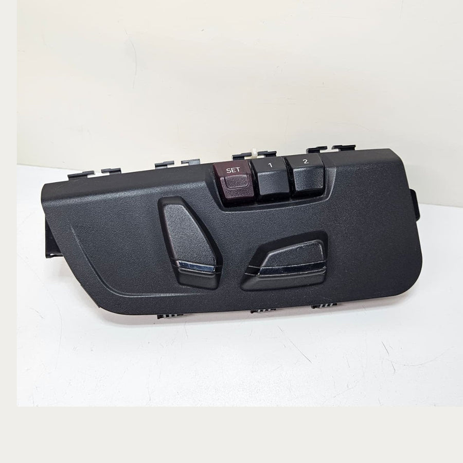 OEM BMW X3 F25 Front Seat Adjustment Memory Switch 9359830 USED