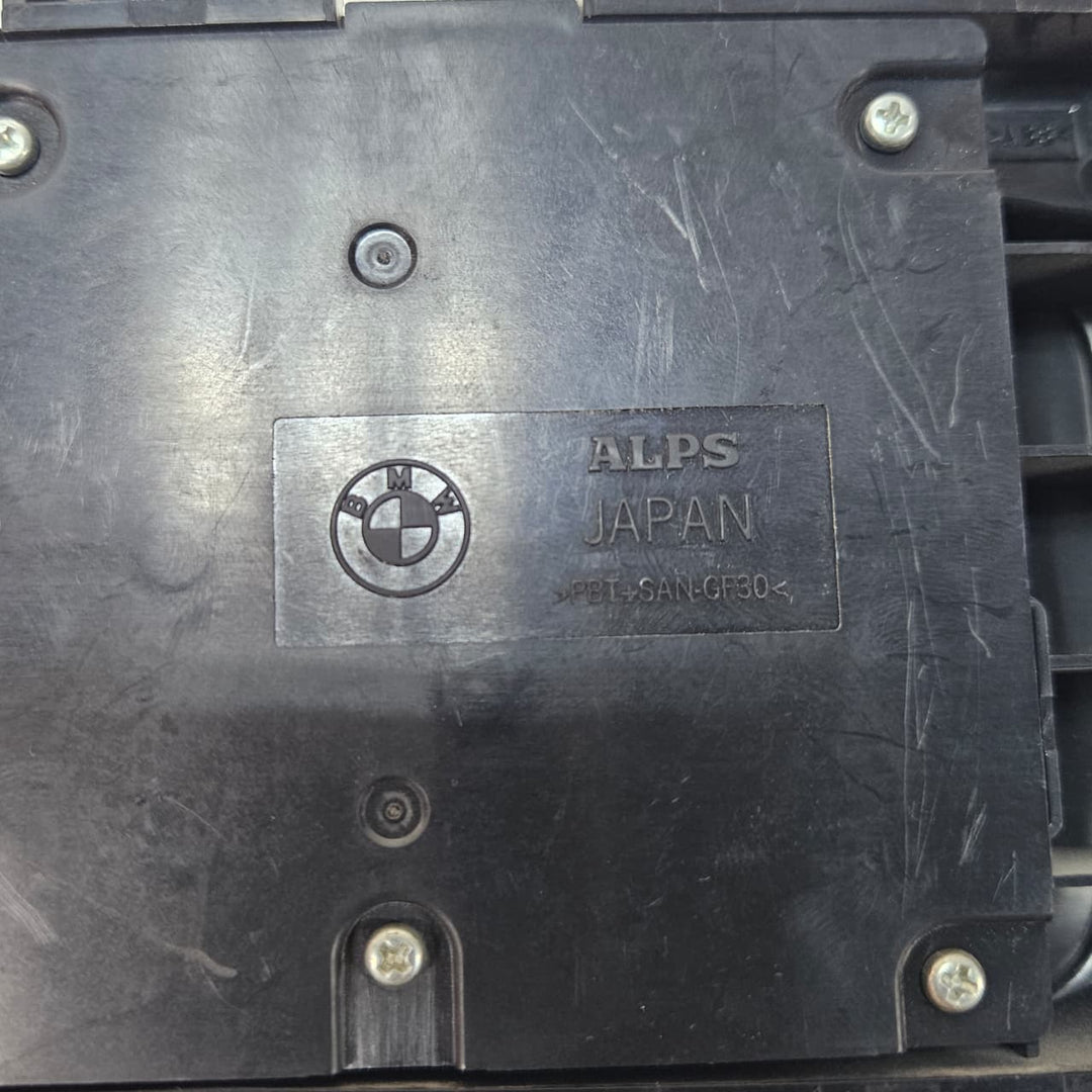 2022 BMW 3 Series G20 i4 G26 Front Left Seat Control Switch 9390105 USED