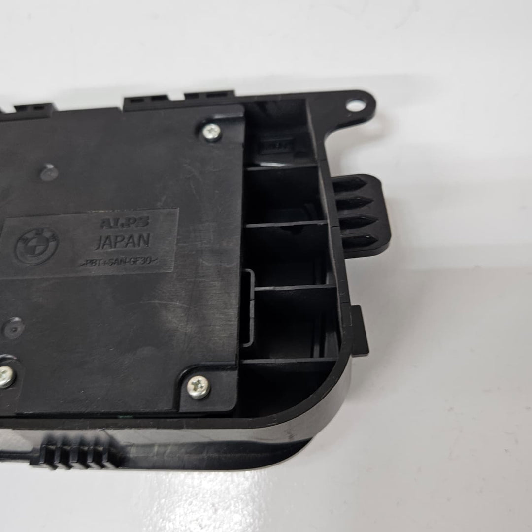 2022 BMW 3 Series G20 i4 G26 Front Left Seat Control Switch 9390105 USED