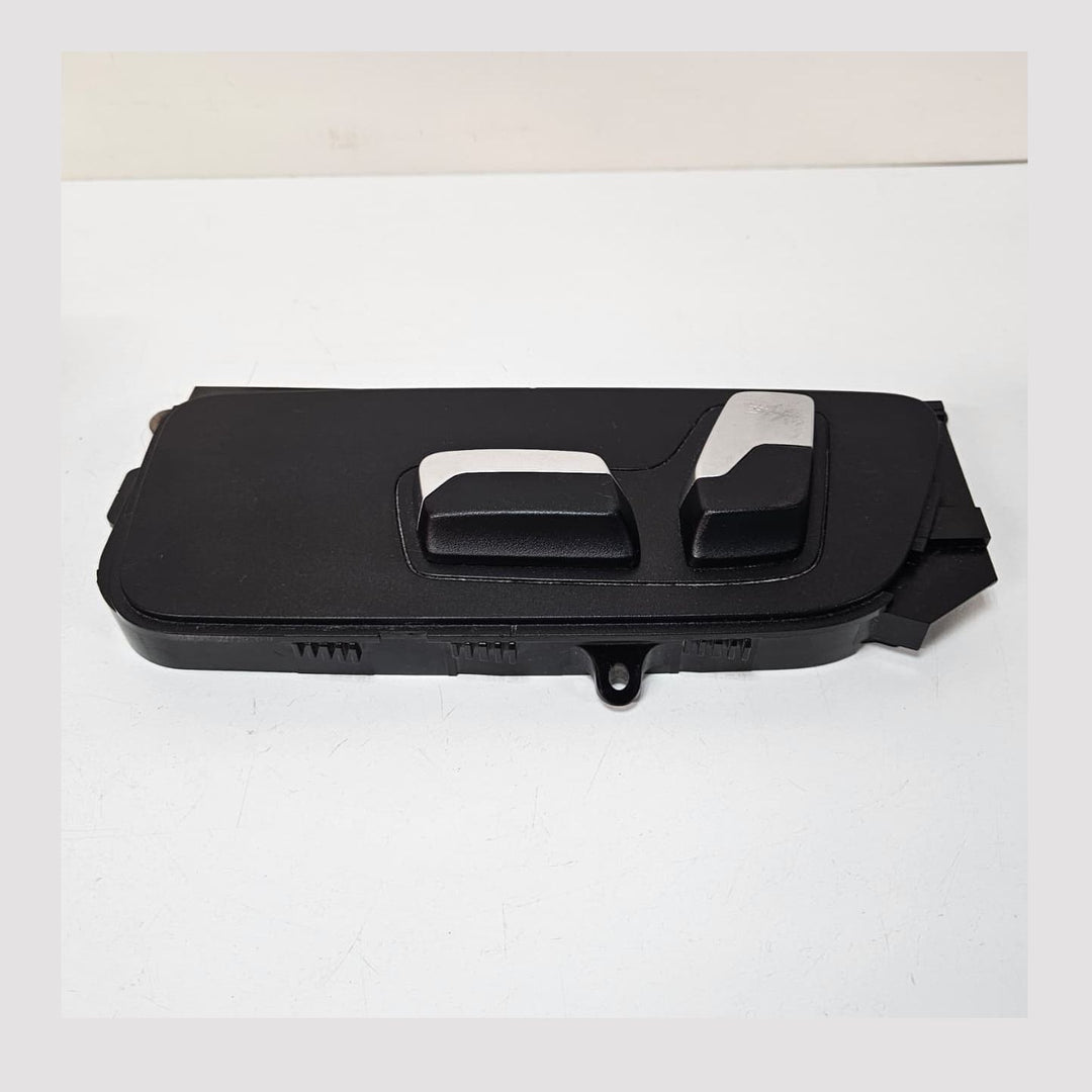 2022 BMW 3 Series G20 i4 G26 Front Left Seat Control Switch 9390105 USED