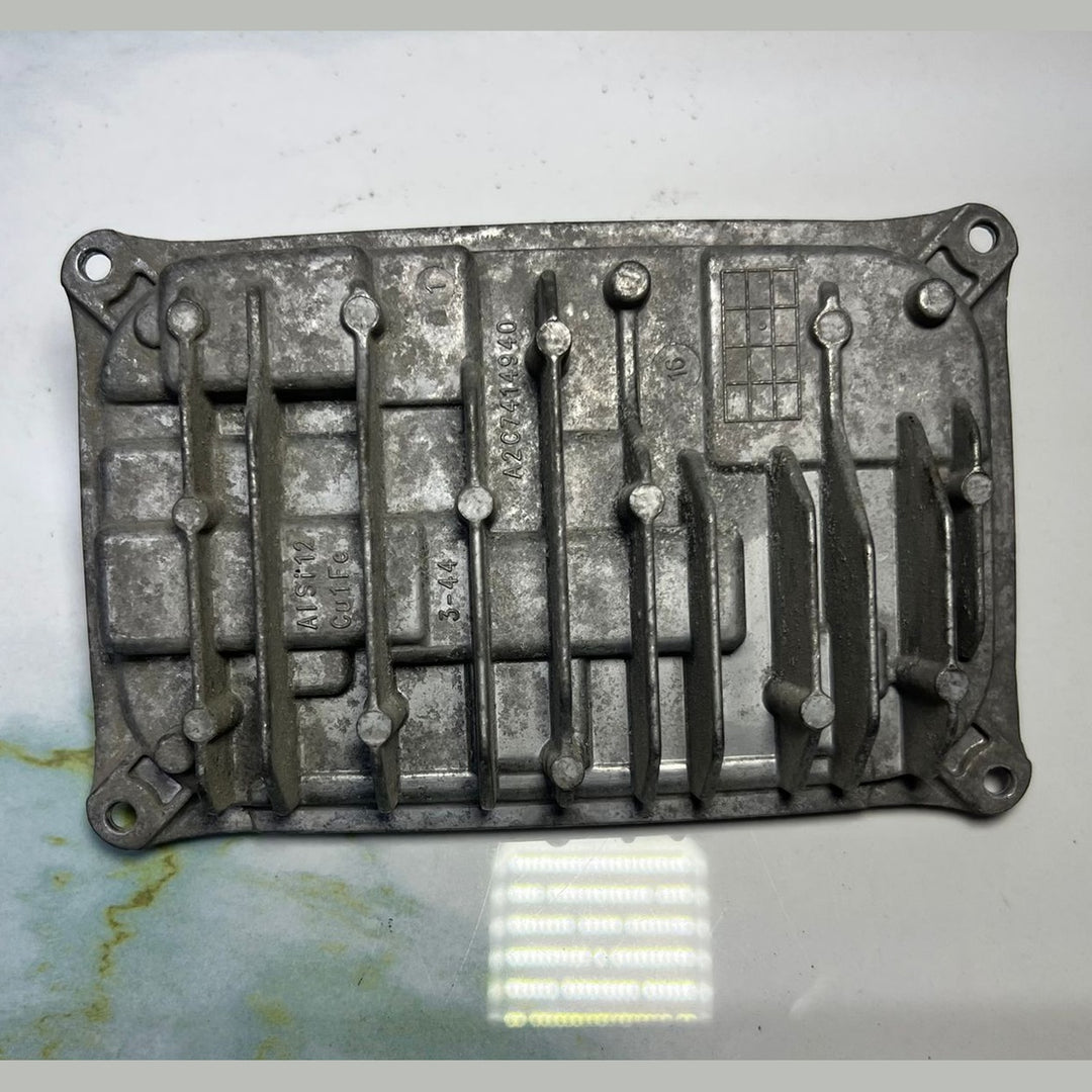 15-20 Mercedes W205 C-Class Headlight Ballast Control Module A205 9006905 OEM