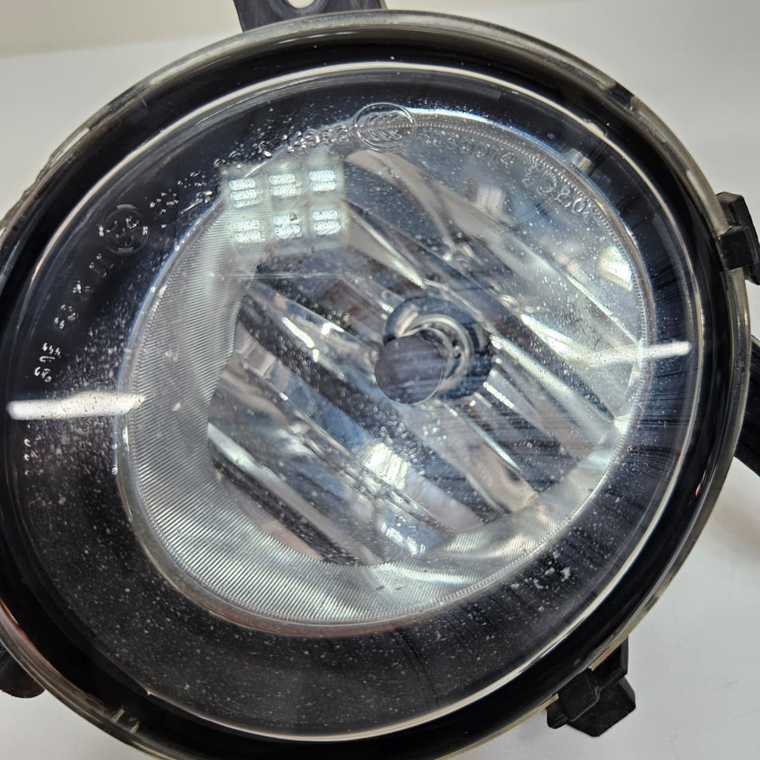 2016 BMW 320i and 328i F30 left Side Fog Light 7248911