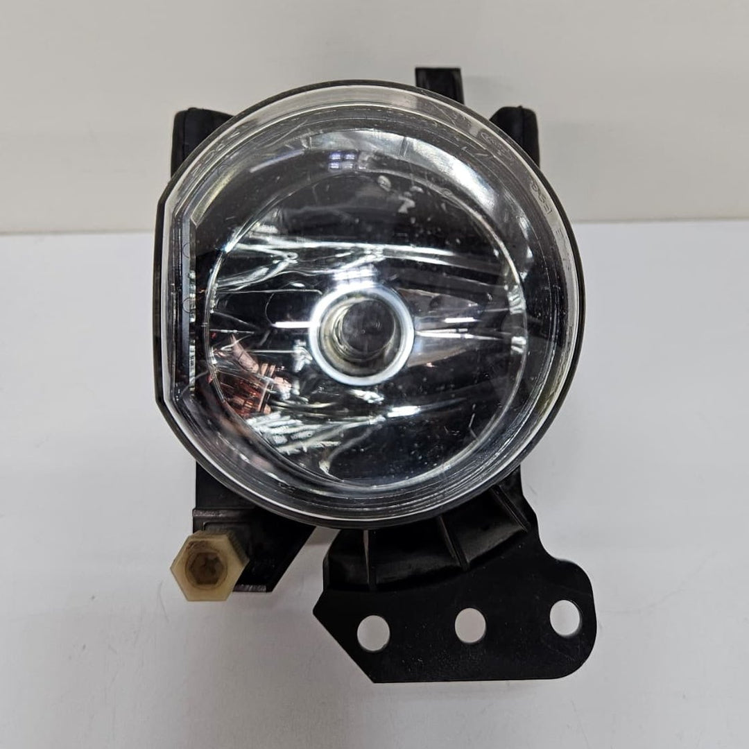 2004-2007 BMW E46 E60 E61 E90 E91 525i Fog Light Left Side 6910791 USED