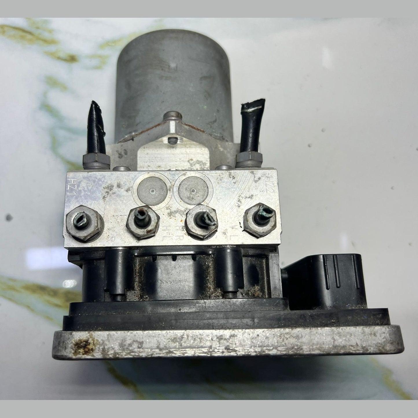 17-22 Mercedes W167 GLE350 GLS ABS Anti Lock Brake Pump Module A167 9002511 OEM