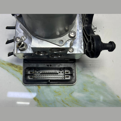 17-22 Mercedes W167 GLE350 GLS ABS Anti Lock Brake Pump Module A167 9009713 OEM