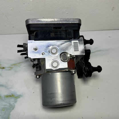17-22 Mercedes W167 GLE350 GLS ABS Anti Lock Brake Pump Module A167 9009713 OEM
