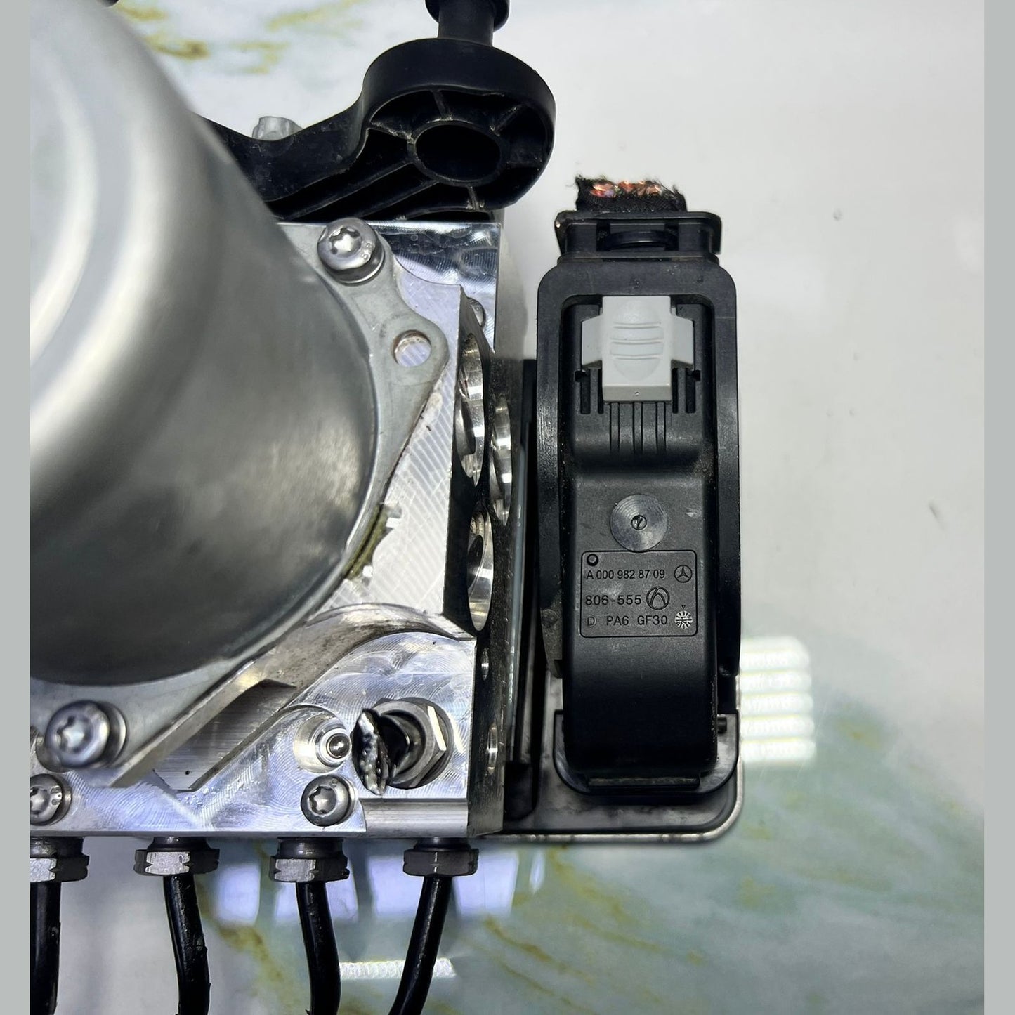 17-22 Mercedes W167 GLE350 GLS ABS Anti Lock Brake Pump Module A167 9000118 OEM