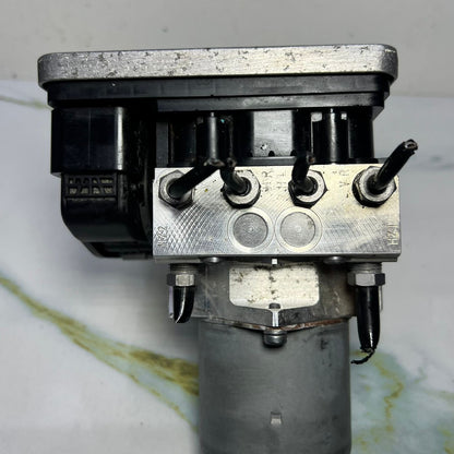17-22 Mercedes W167 GLE350 GLS ABS Anti Lock Brake Pump Module A167 9000118 OEM