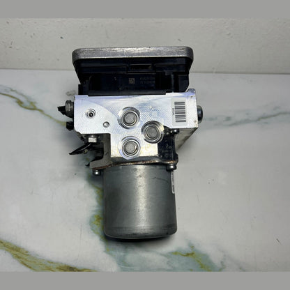 14-20 Mercedes W205 C-Class ABS Anti Lock Brake Pump Module A205 9003149 OEM