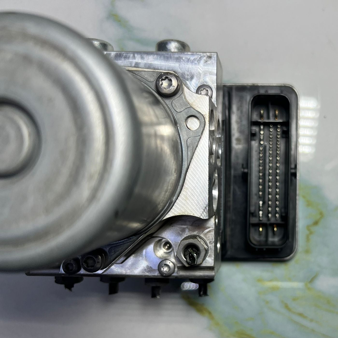 15-20 Mercedes W213 E-Class ABS Anti Lock Brake Pump Module A213 4311401 OEM