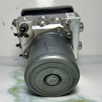 15-20 Mercedes W213 E-Class ABS Anti Lock Brake Pump Module A213 4311401 OEM