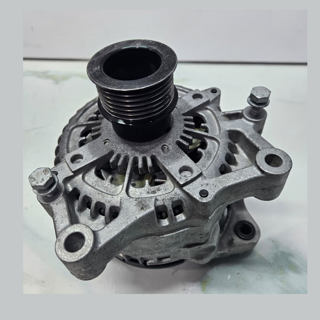 2020-2024 BMW X1, F40, F45, F46, F48, F39 Alternator 8627125 USED 14V 180A