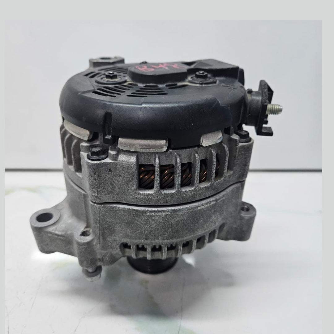 2020-2024 BMW X1, F40, F45, F46, F48, F39 Alternator 8627125 USED 14V 180A