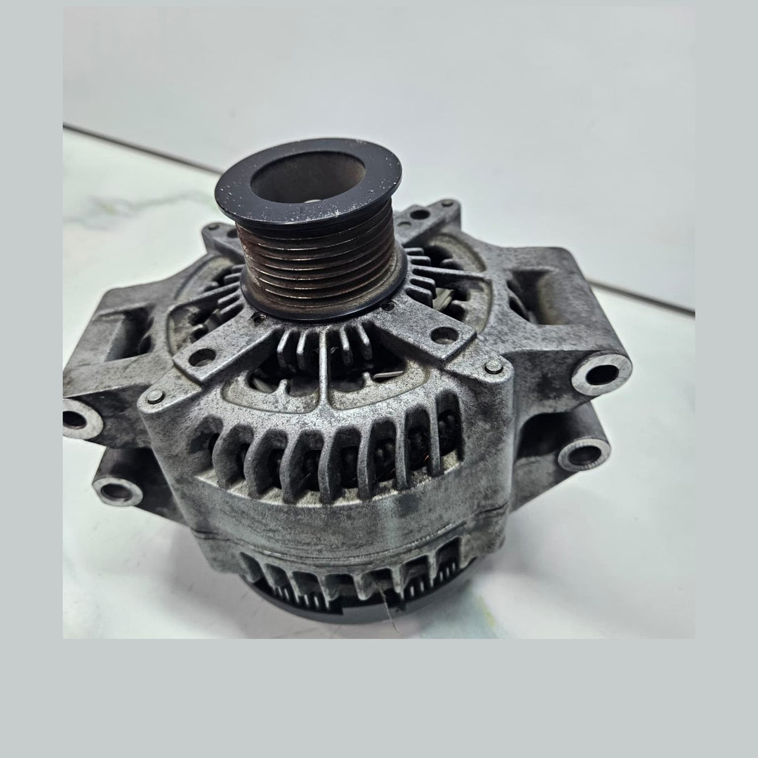 2015-2020 BMW F80 F82 M2 M3 M4 series. Alternator 7848603 USED 14V 210A S55 3.0