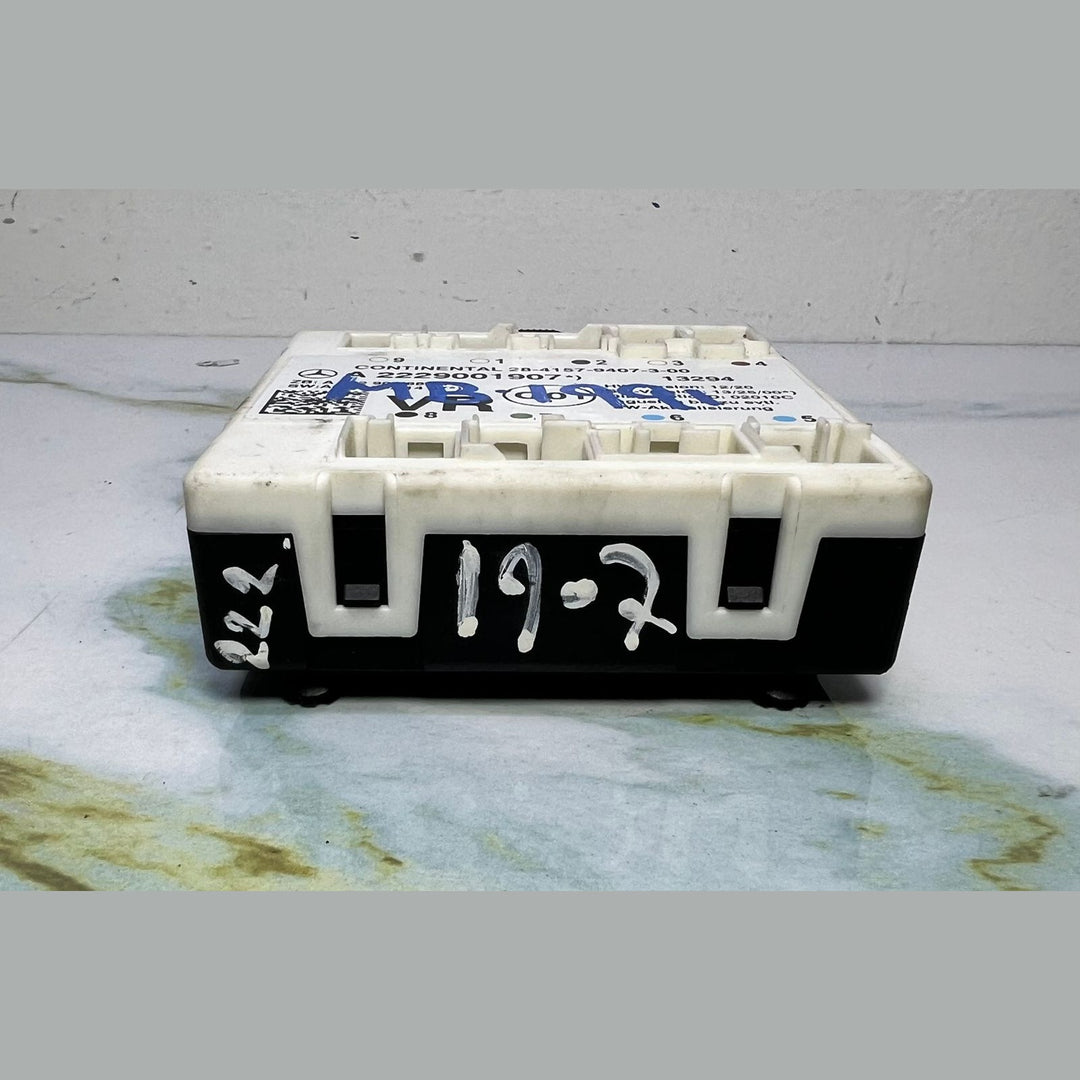 Mercedes-Benz W222 S-Class Front Right Side Door Control Module A222 9001907 OEM