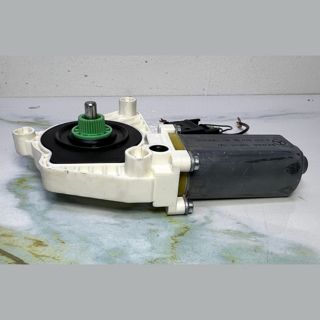 10-14 Mercedes-Benz W207 E-Class Window Motor Front Right Side A207 8200642 OEM