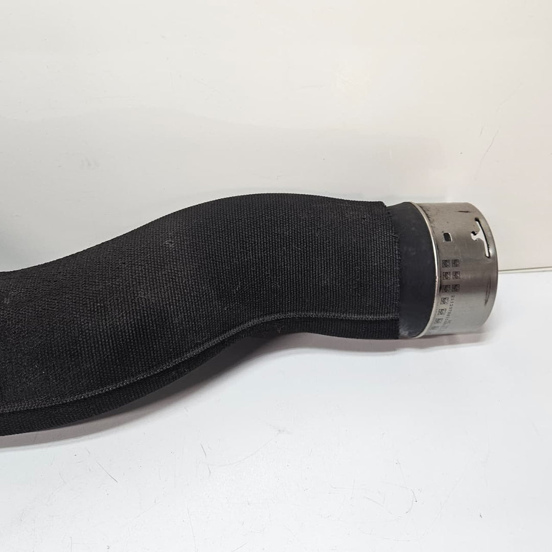 2012-2015 BMW 1 3 Series F20 F21 118D Intercooler Turbo Boost Pipe 4742748