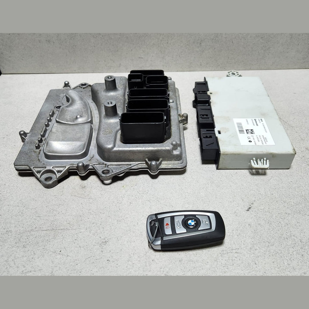 2017 BMW X5 Engine Control Module 8674949 N55 F16 3.0 ECU SET