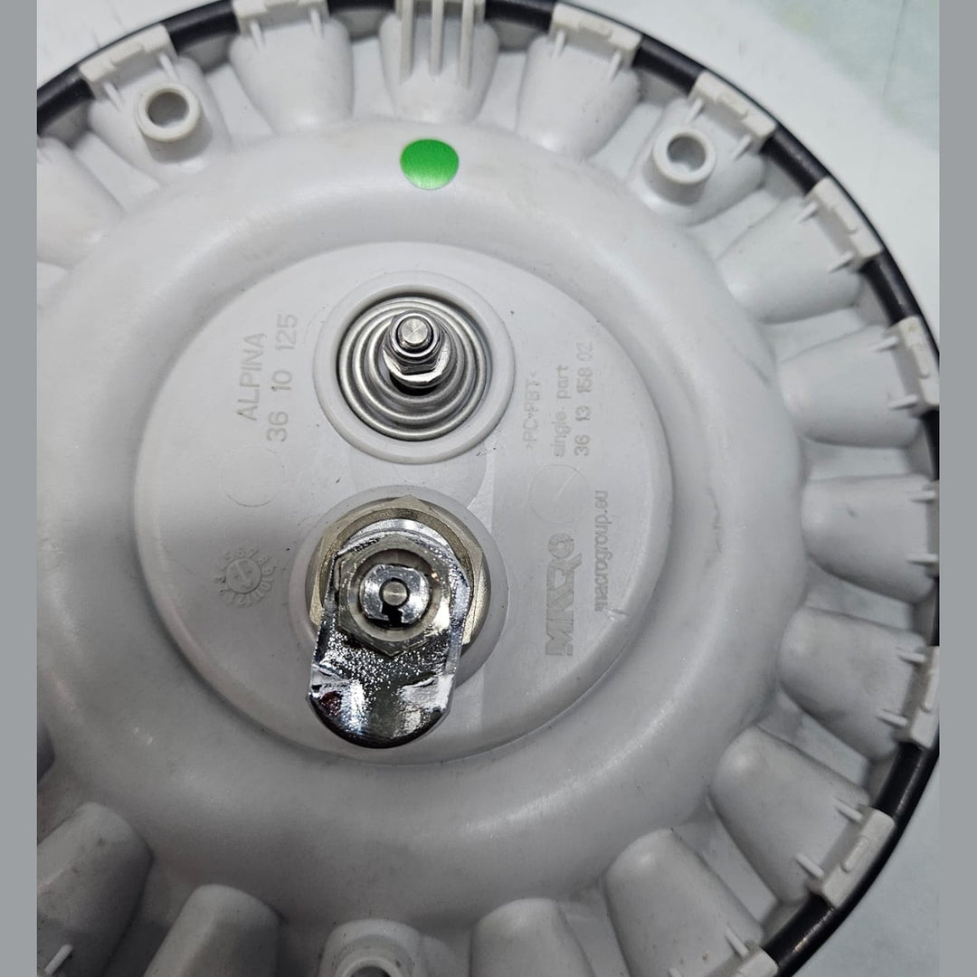 BMW CS20 3er G20 G21 ALPINA set of wheel center caps 3610125 USED Without key