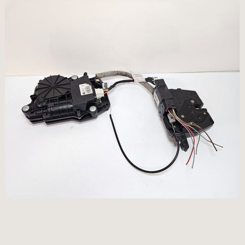 2010-2015 BMW 5 Series F07 GT 528i Trunk Lid Lock Actuator 7330648 USED