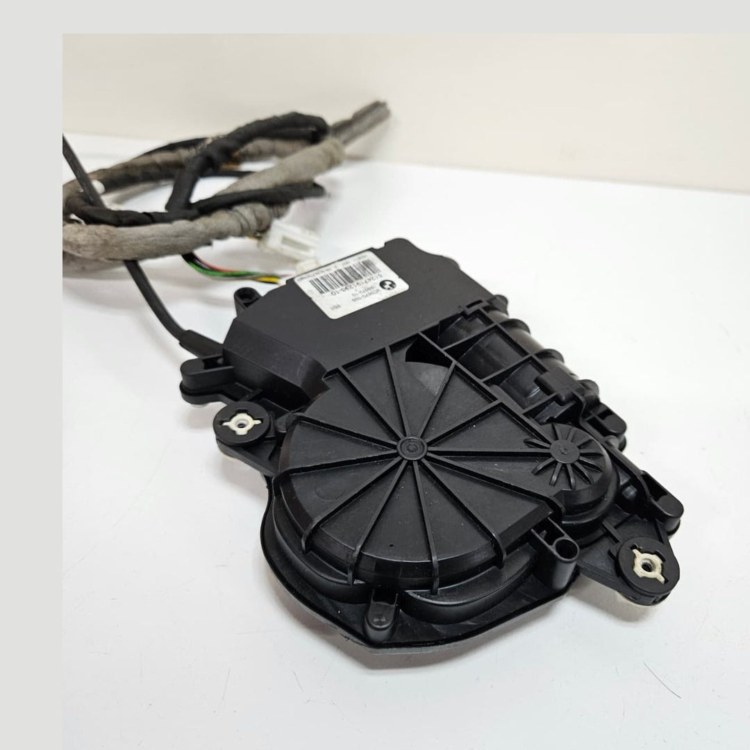 2009-2015 BMW 740i, 750i, 760i Trunk Lid Lock Actuator Motor 7191213 USED