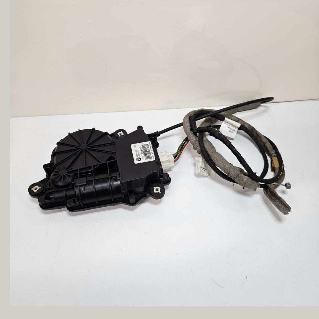 2009-2015 BMW 740i, 750i, 760i Trunk Lid Lock Actuator Motor 7191213 USED