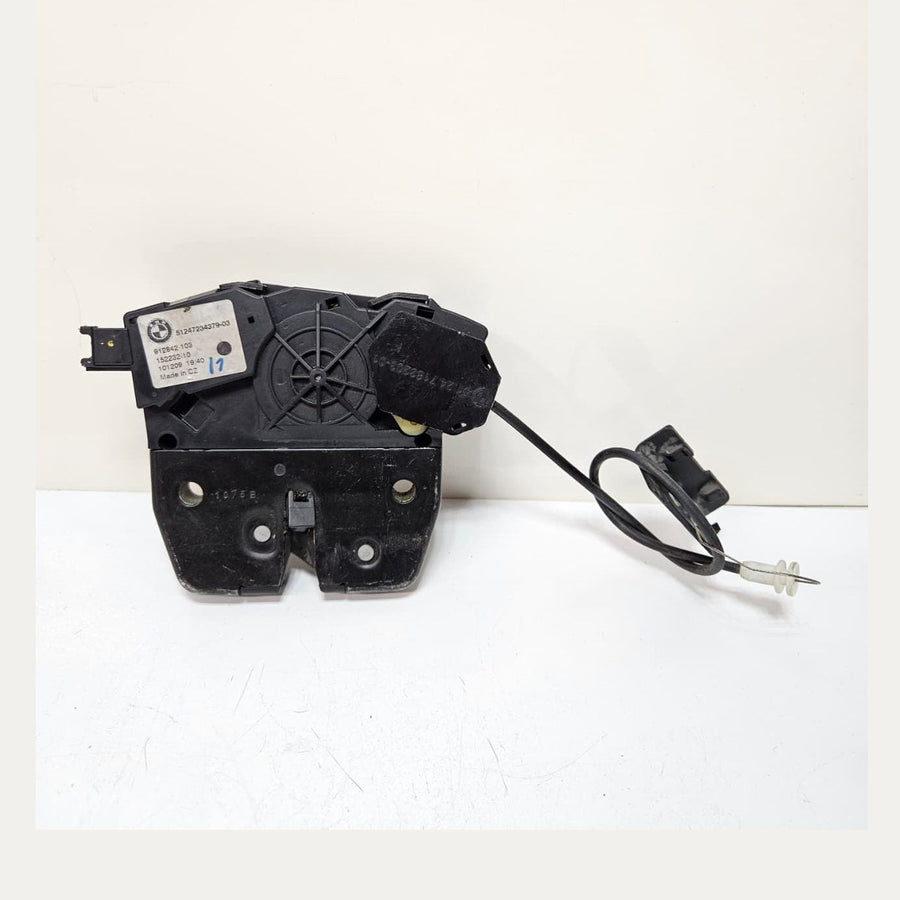 2007-2013 BMW X5 E70 Trunk Latch Lock Actuator 7234379 USED