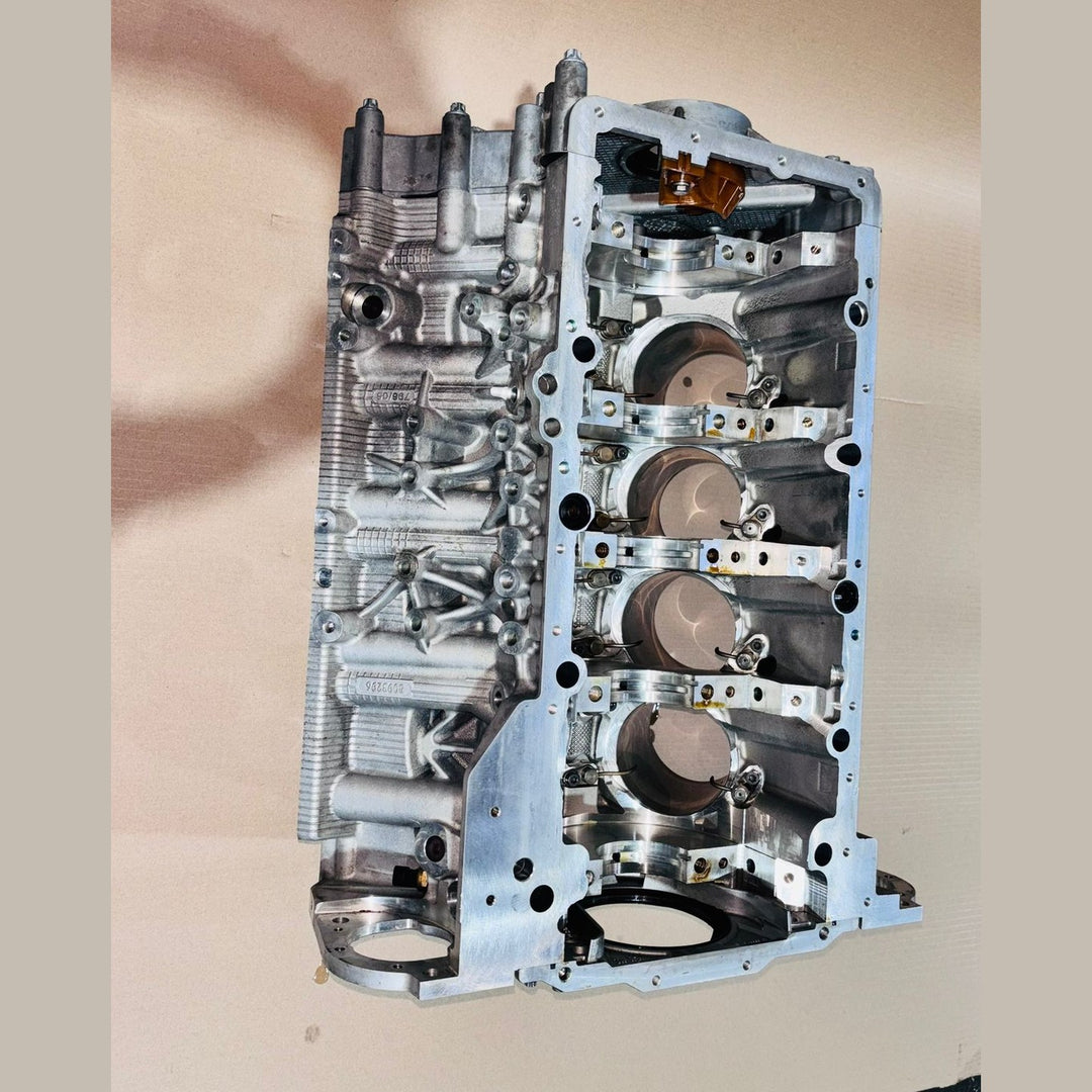 BMW M5 F90 X5M F95 X6M F96 4.4i V8 COMPETITION BARE ENGINE BLOCK 8093296 S63B44B 21163518