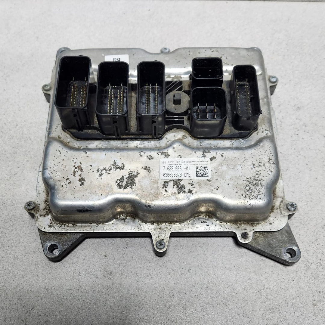 2011 BMW X1 Engine Control Unit 7629006 N20 E84 ECU SET