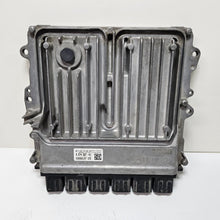 2014-2018 BMW F30 F31 320iX B48 xDrive Engine Control Unit DME 8674937 OEM